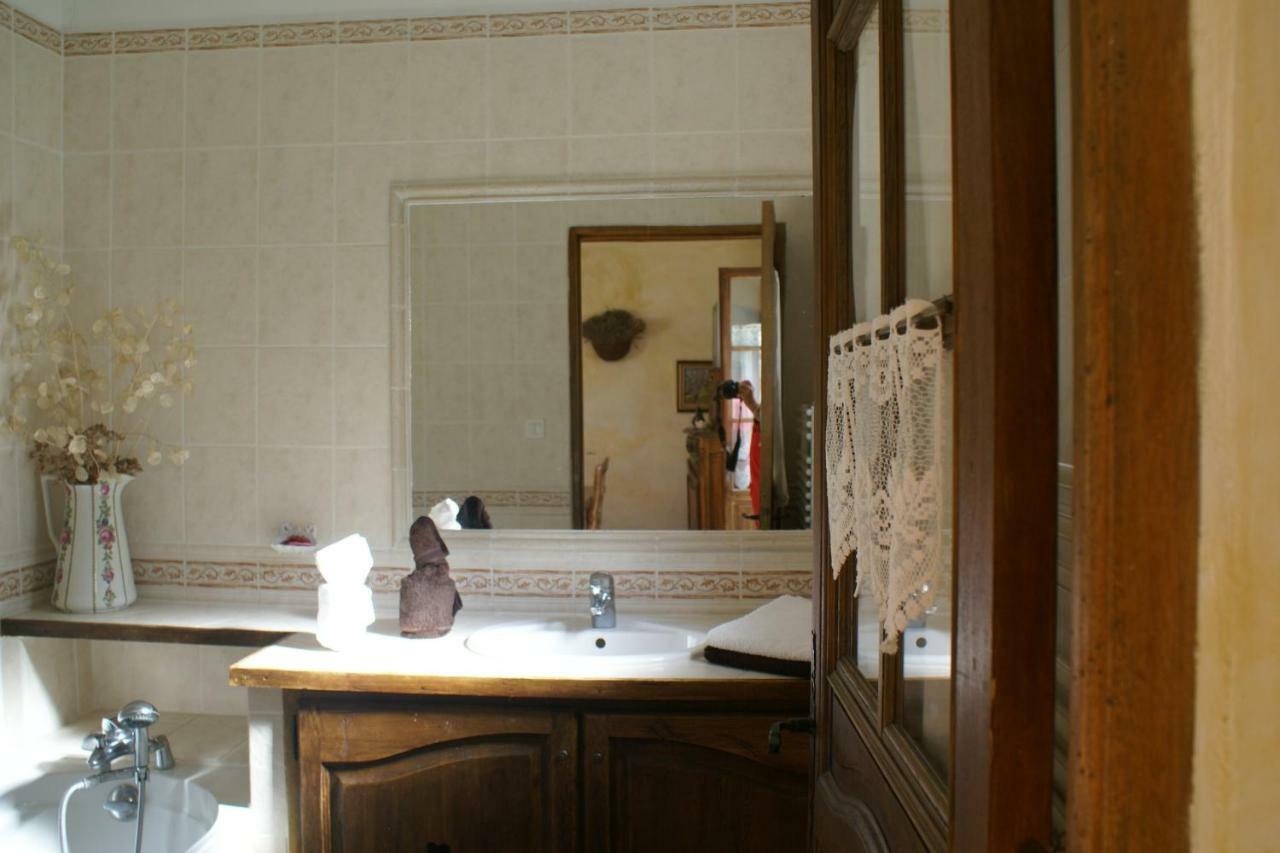Chambre D'Hotes La Chenaie Венаск Екстериор снимка